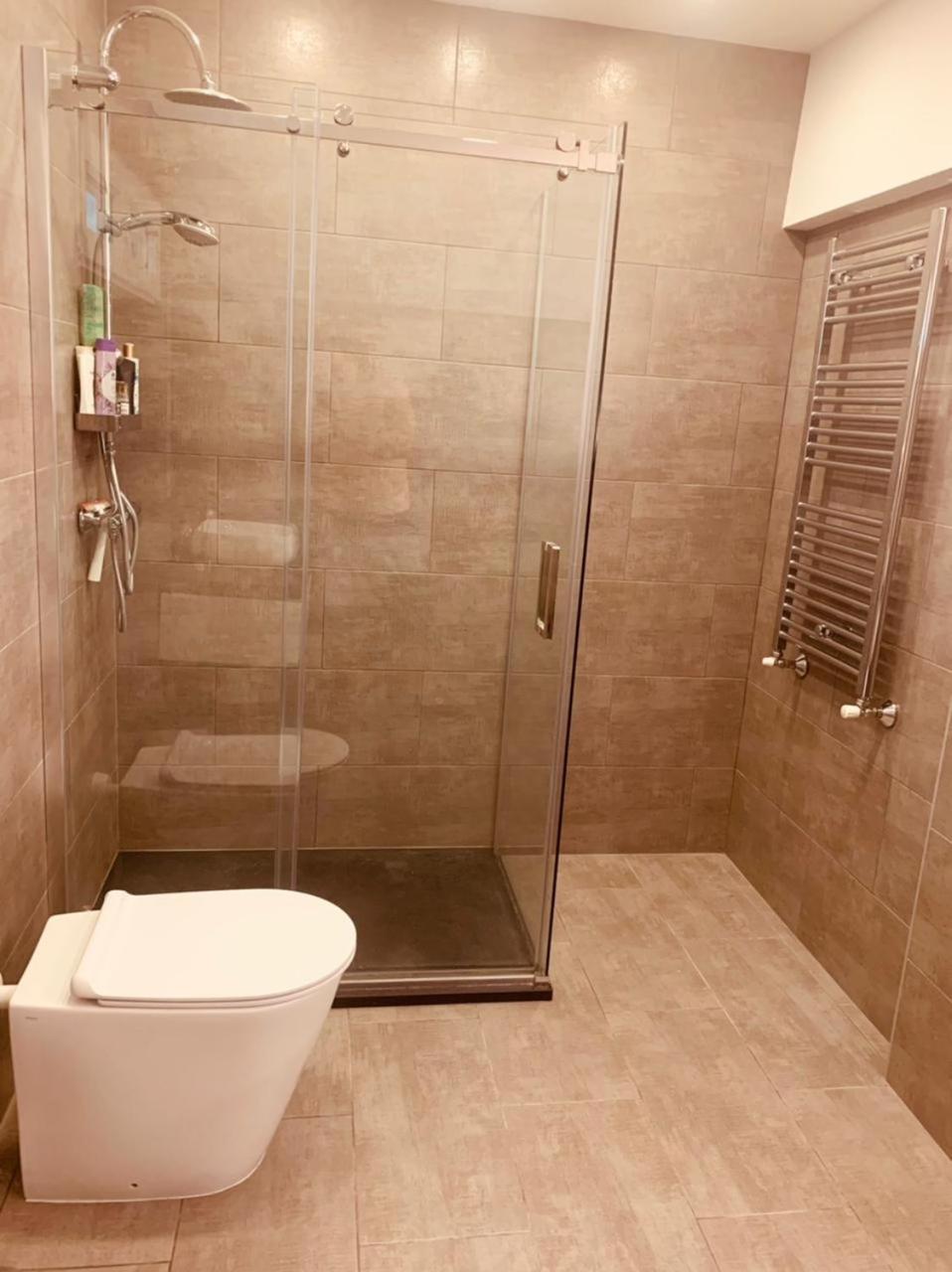 Seeblickwohnung Sirmione - Fronte Lago Mit Privatsteg מראה חיצוני תמונה